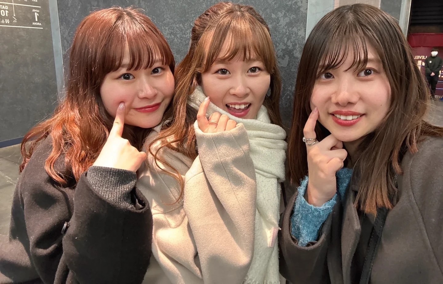 奈良原さんと同僚の皆さん